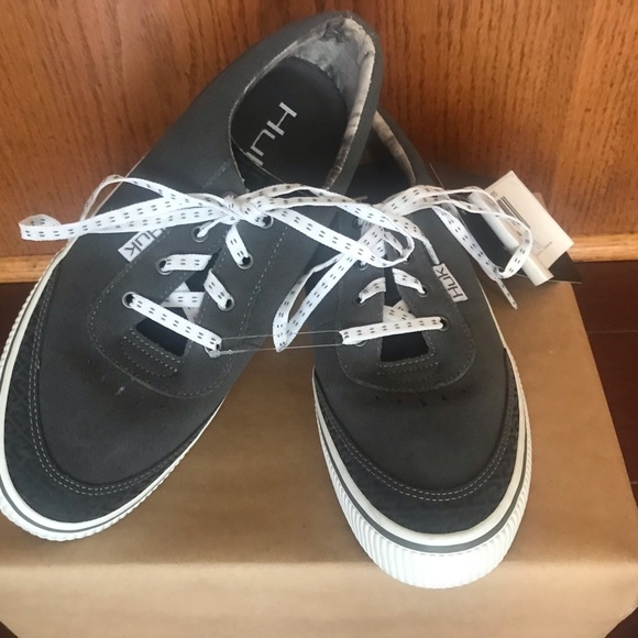 “BRAND-NEW” ON SALE NOW MEN'S HUK LACE-UP SNEAKERS/ 50% SAVINGS - Picture 14 of 15